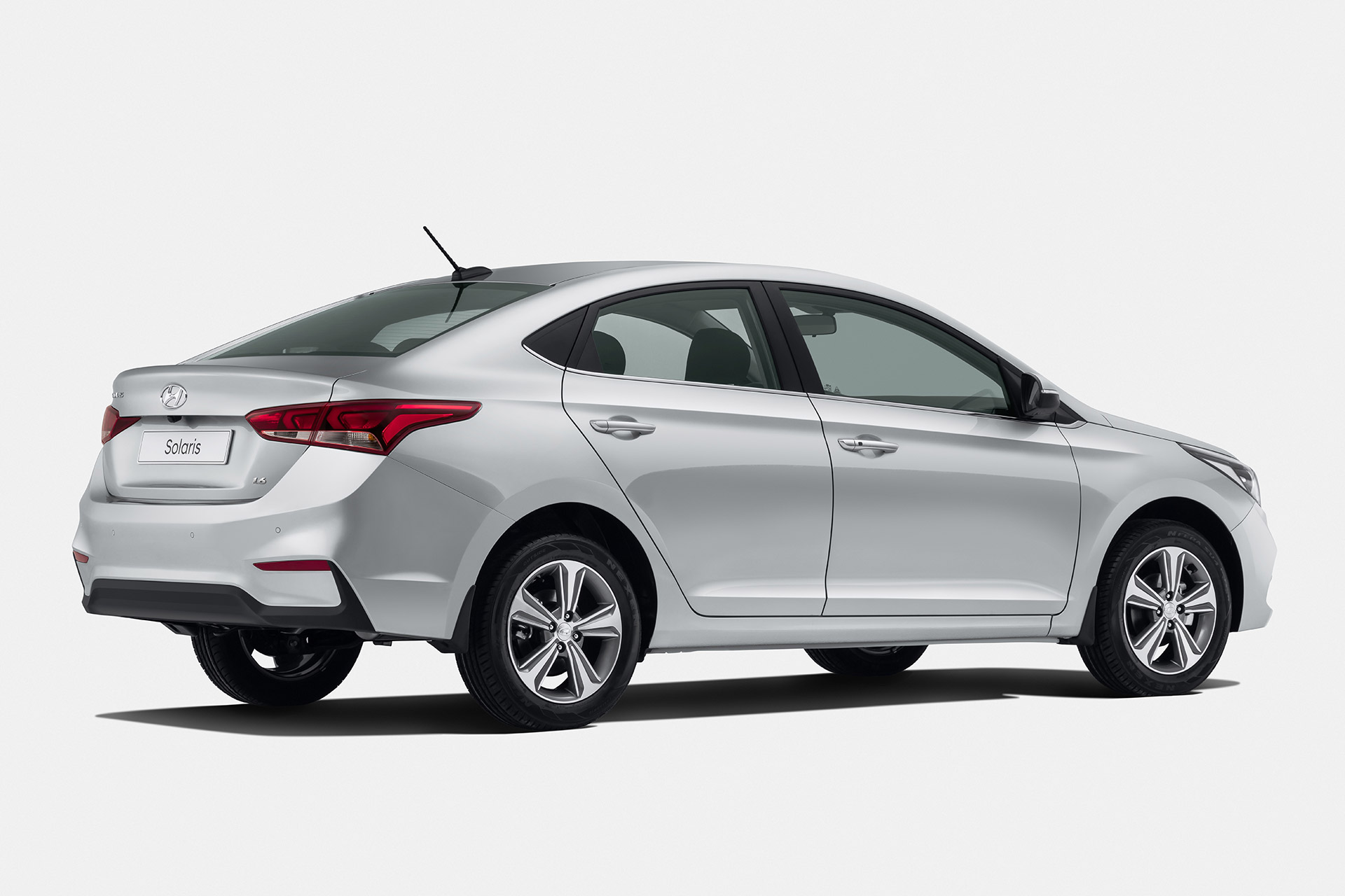 Смотреть Снимки седана hyundai solaris второй генерации видео Смотреть Снимки седана hyundai solaris второй генерации видео