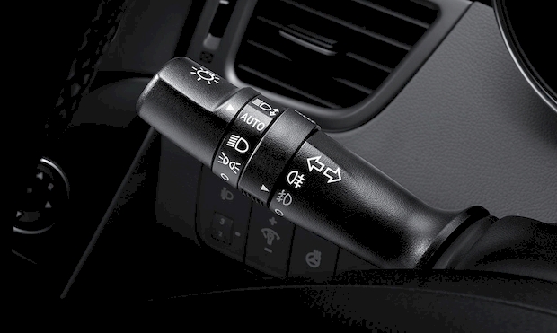 Подрулевой переключатель поворотов и света Hyundai Elantra 2015